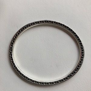 HEARTS OF PANDORA BANGLE